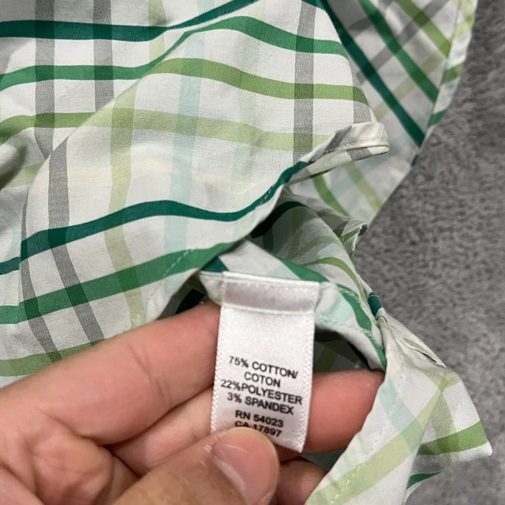Banana Republic Men's Medium 15-15.5 Green Button-Down Long‎ Sleeves Academia